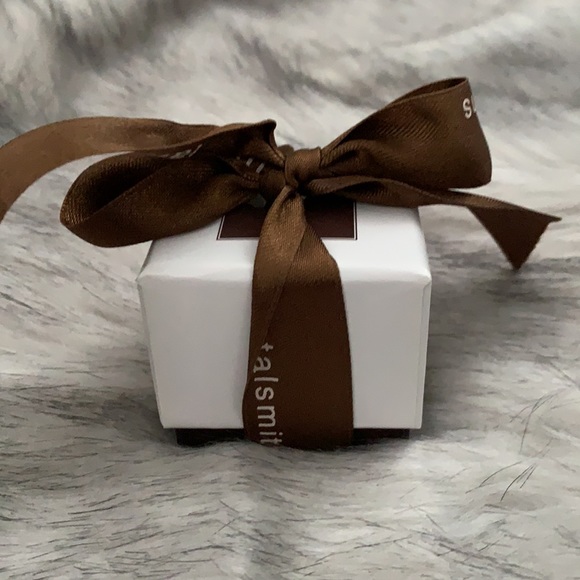 NWOT METALSMITH CO. ‘L’ Letter Necklace - Picture 5 of 9